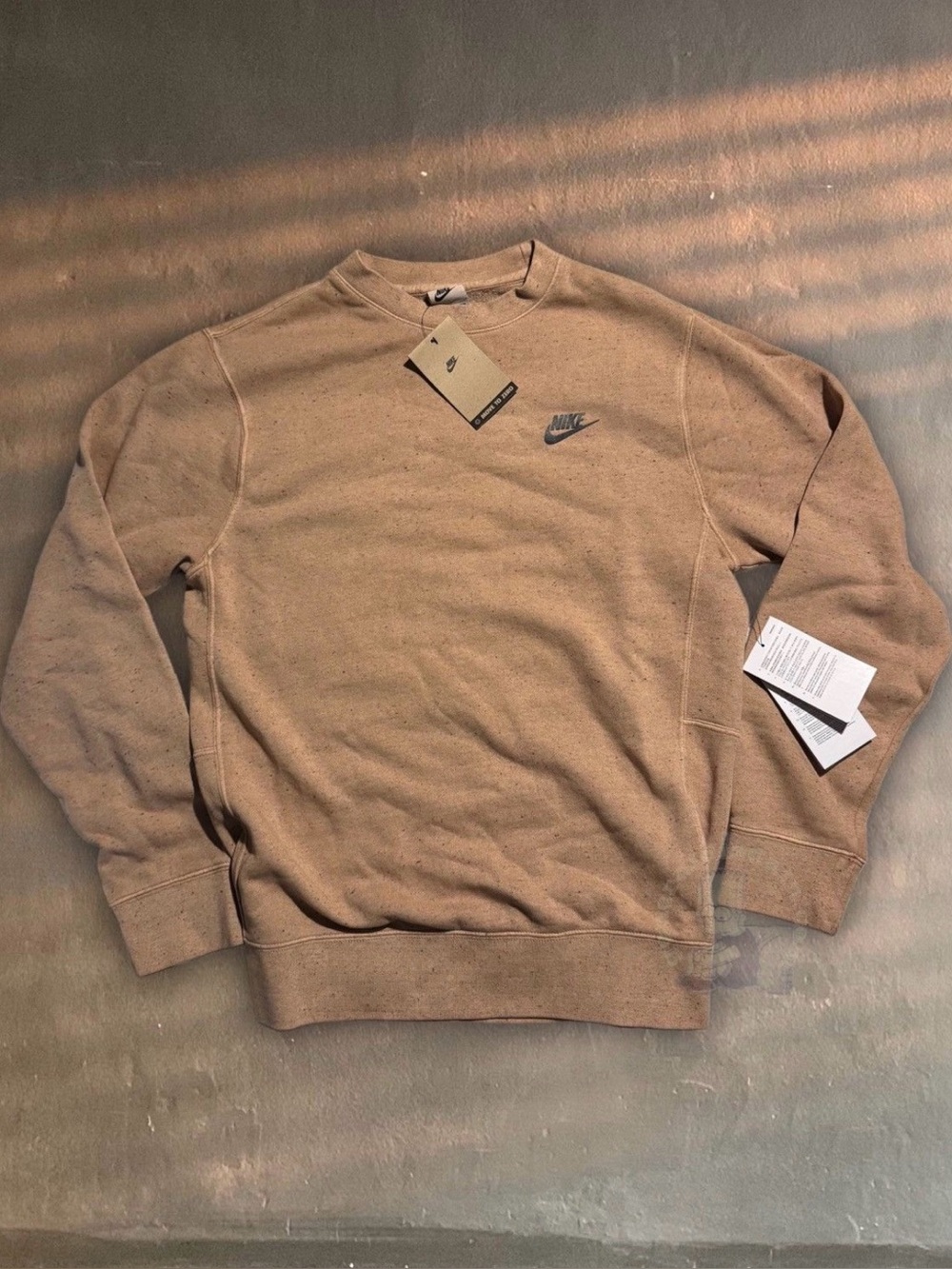 Nike Sportswear Club Revival Fleece Crew driftwood pullover futura oversized 90s